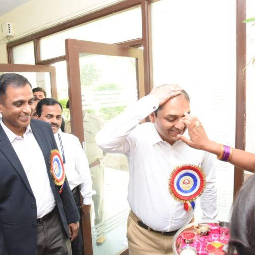 Visit of Eminent Alumni (3)